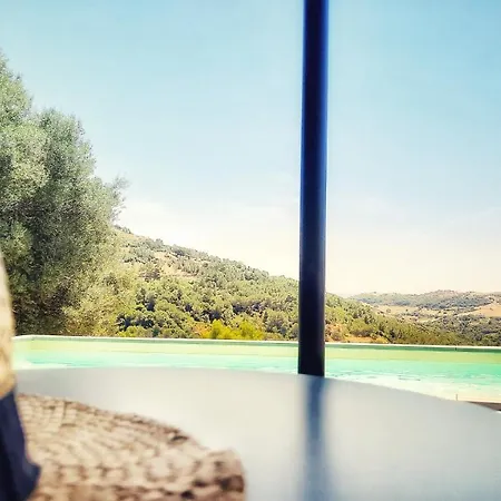 Tuffudesu Bed & Breakfast