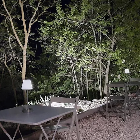 Bed & Breakfast Tuffudesu