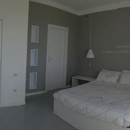 Bed & Breakfast Tuffudesu Osilo