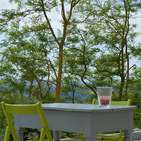 Tuffudesu Couette-café 3*